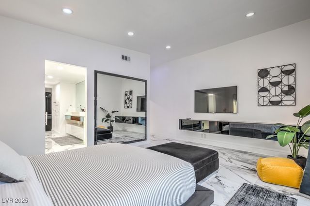 5785 Edna Avenue, Las Vegas, NV 89146