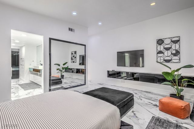 5785 Edna Avenue, Las Vegas, NV 89146