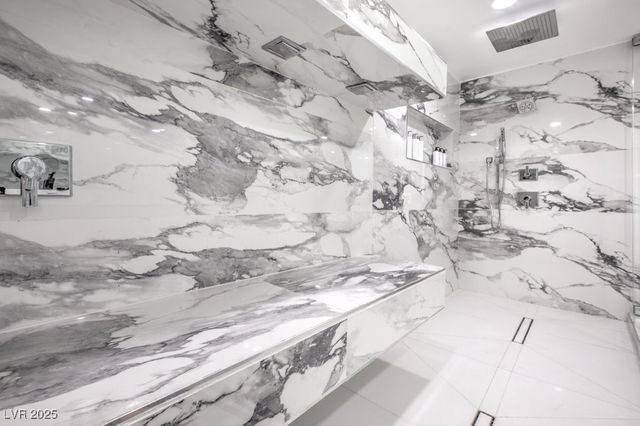 5785 Edna Avenue, Las Vegas, NV 89146