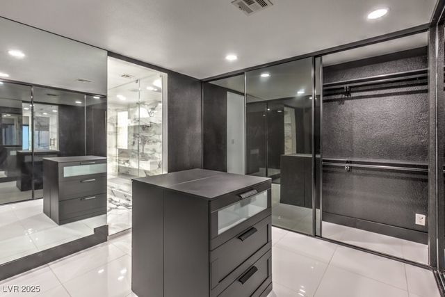 5785 Edna Avenue, Las Vegas, NV 89146