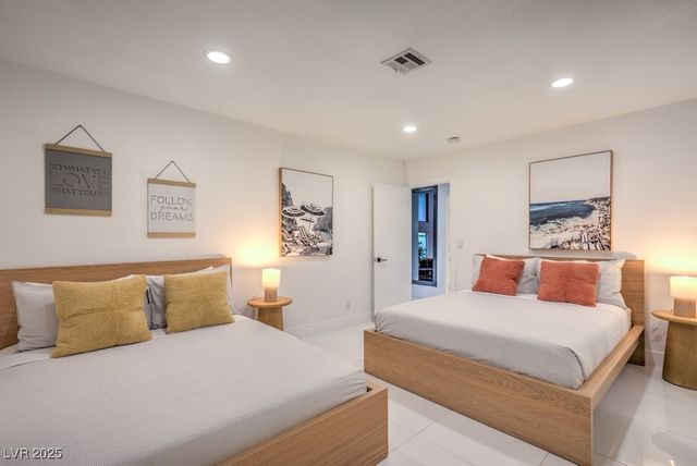 5785 Edna Avenue, Las Vegas, NV 89146