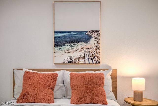 5785 Edna Avenue, Las Vegas, NV 89146