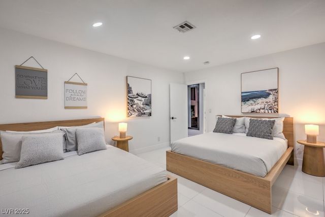 5785 Edna Avenue, Las Vegas, NV 89146