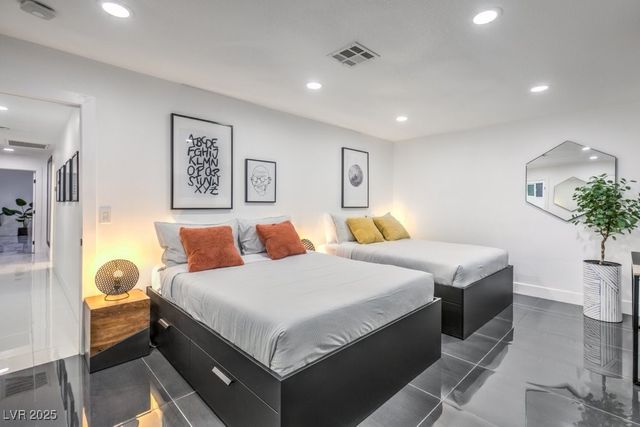 5785 Edna Avenue, Las Vegas, NV 89146