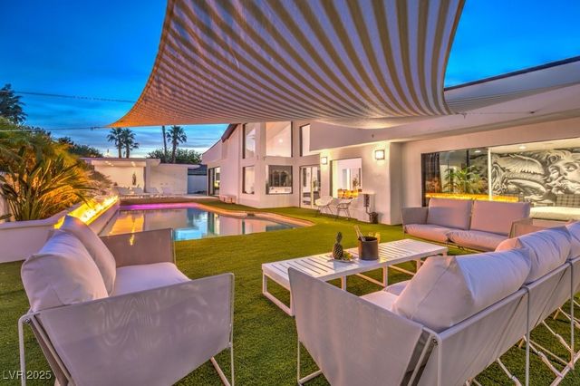 5785 Edna Avenue, Las Vegas, NV 89146