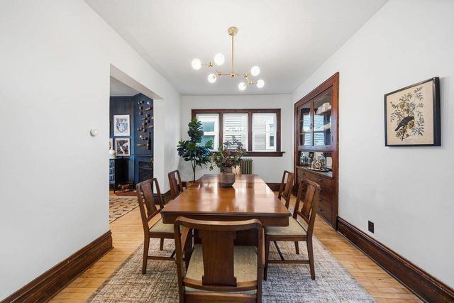 432 E Smith STREET, Milwaukee, WI 53207