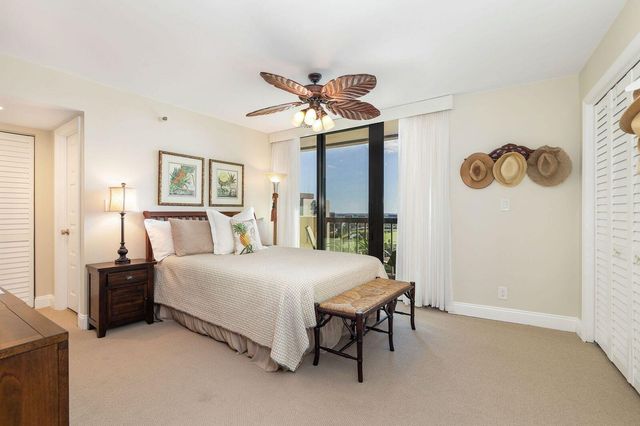 2480 PRESIDENTIAL Way 1901, West Palm Beach, FL 33401