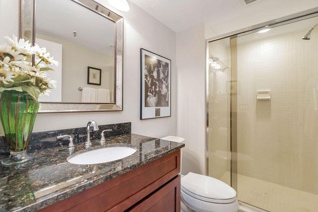 2480 PRESIDENTIAL Way 1901, West Palm Beach, FL 33401