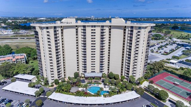 2480 PRESIDENTIAL Way 1901, West Palm Beach, FL 33401