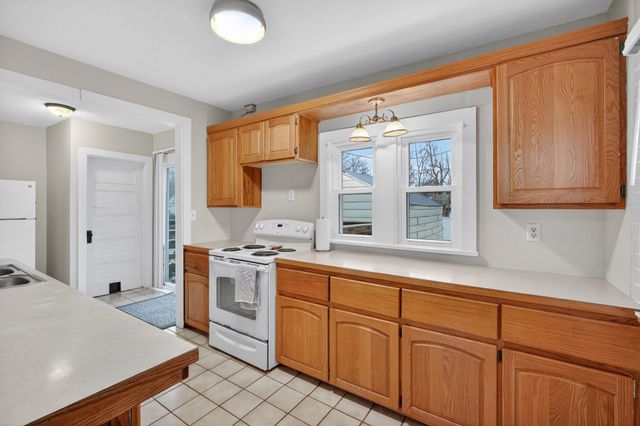 3200 47th Street, Des Moines, IA 50310