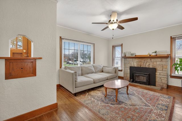 3200 47th Street, Des Moines, IA 50310