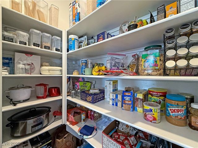 7308 North Decatur Boulevard 6, Las Vegas, NV 89131