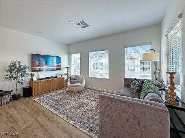 7308 North Decatur Boulevard 6, Las Vegas, NV 89131