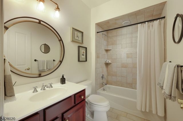 60 Mohawk Trail, Westfield Town, NJ 07090