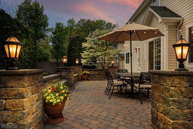 60 Mohawk Trail, Westfield Town, NJ 07090