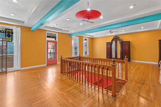 84 Spring Street, Eureka Springs, AR 72632