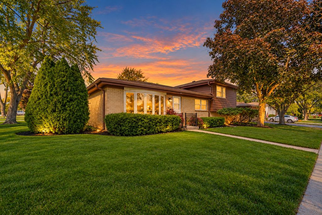 36 S Highview Avenue, Addison, IL 60101 — exterior