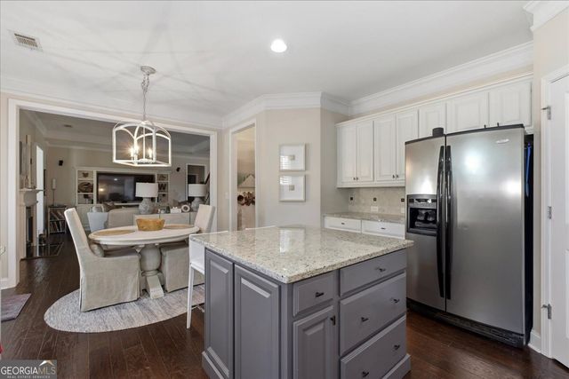 300 Ashgrove Court, Woodstock, GA 30188