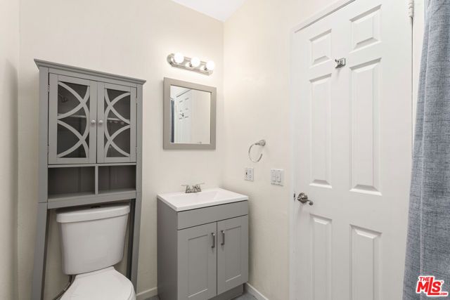 938 18th Street 5, Santa Monica, CA 90403