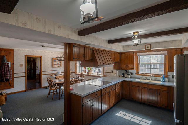 1365 U.S. 9, Stockport, NY 12534