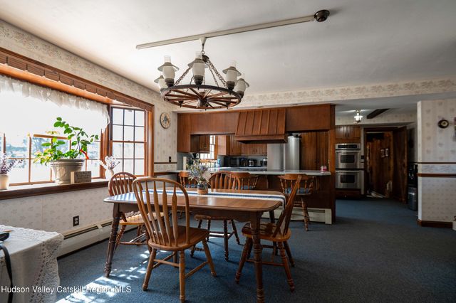 1365 U.S. 9, Stockport, NY 12534