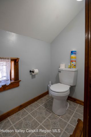 1365 U.S. 9, Stockport, NY 12534