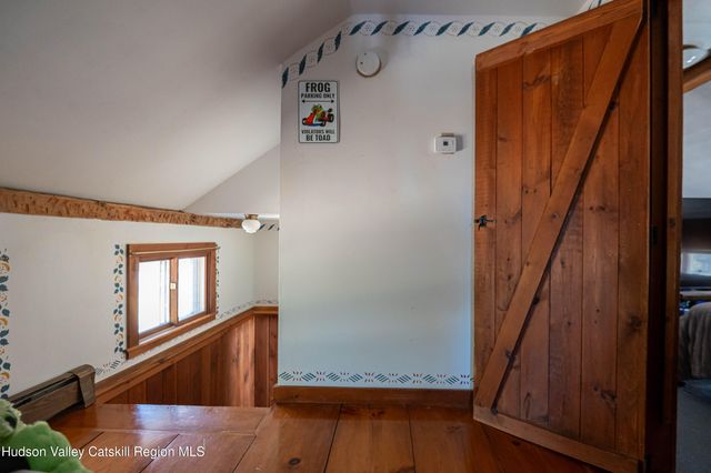 1365 U.S. 9, Stockport, NY 12534