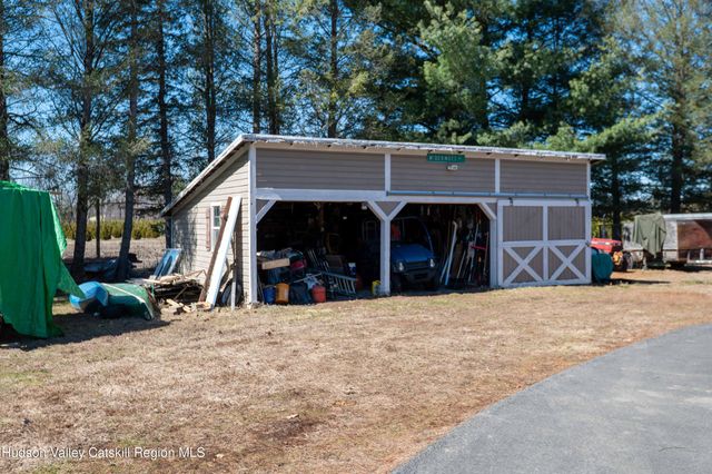 1365 U.S. 9, Stockport, NY 12534