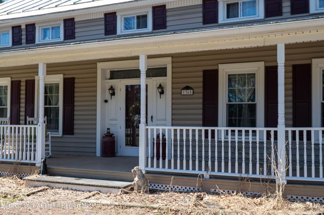 1365 U.S. 9, Stockport, NY 12534