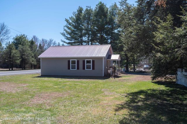 1365 U.S. 9, Stockport, NY 12534