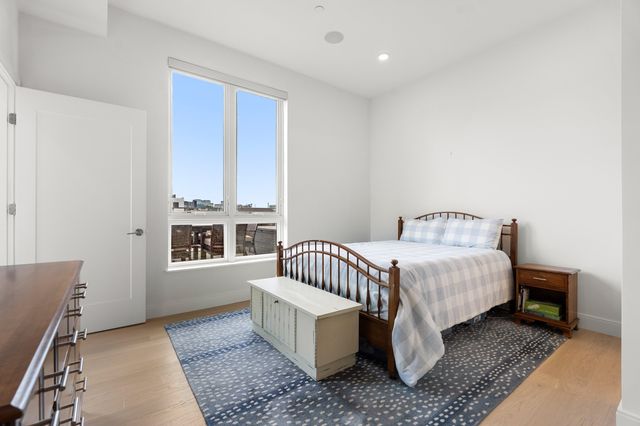 20 West Fifth 5I, Boston, MA 02127