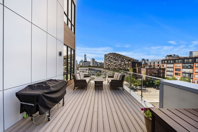 20 West Fifth 5I, Boston, MA 02127