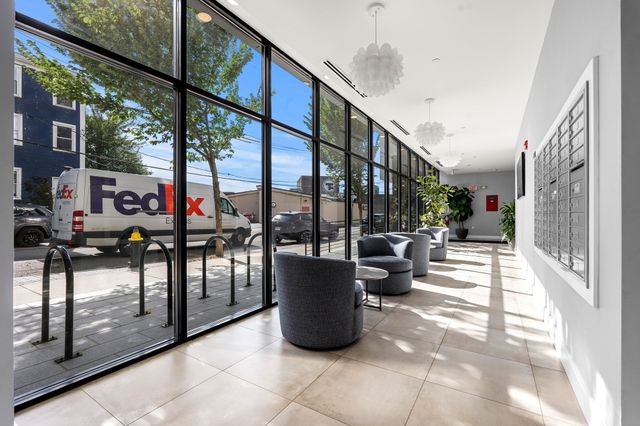 20 West Fifth 5I, Boston, MA 02127