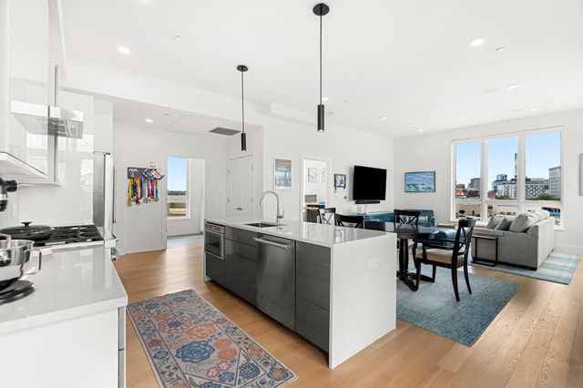 20 West Fifth 5I, Boston, MA 02127