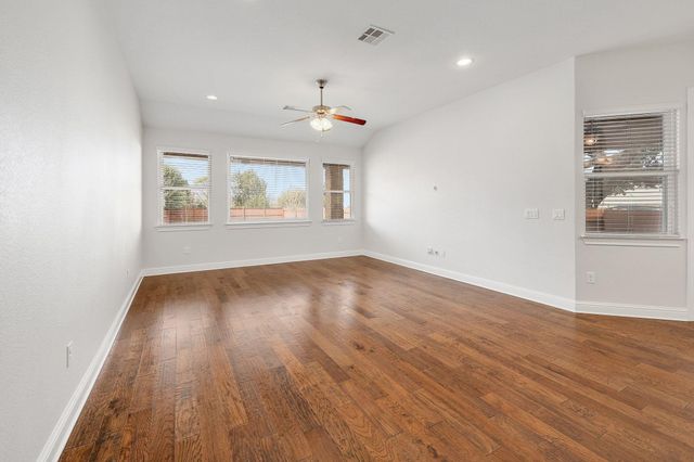 114 Magona TRL, Georgetown, TX 78628