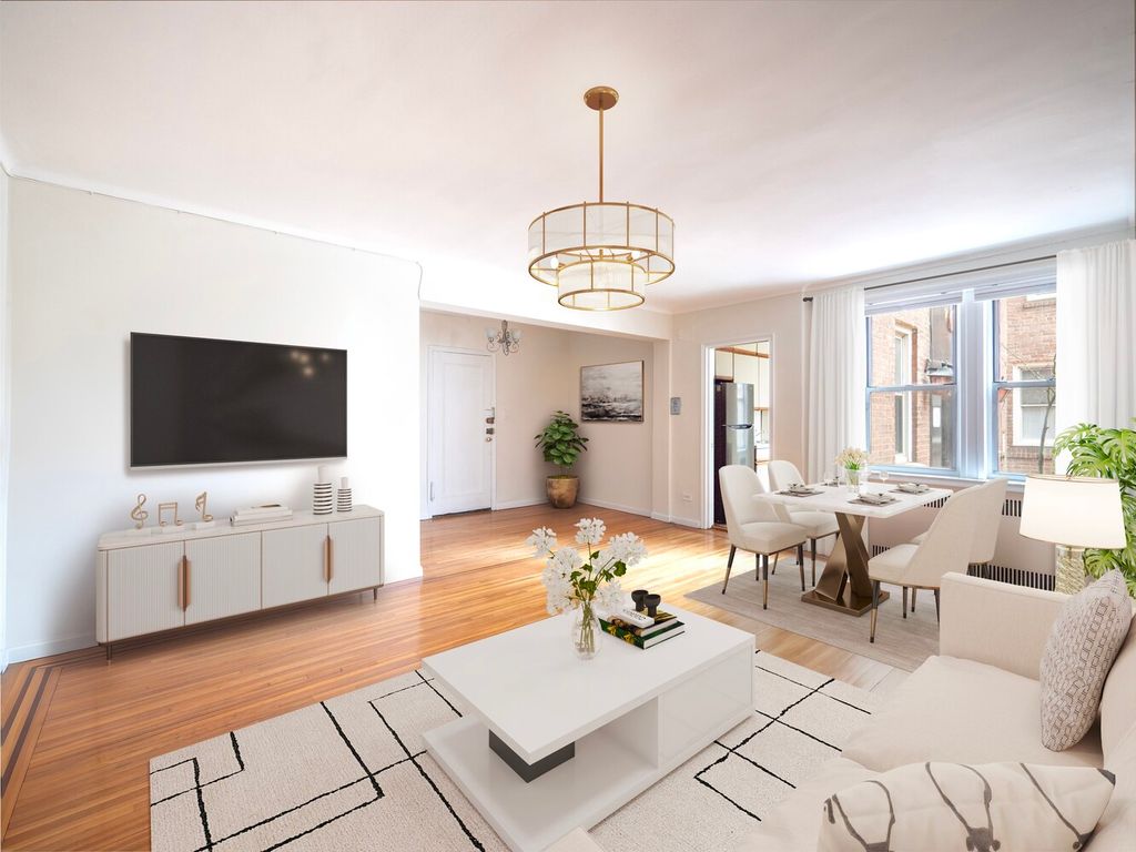 6574 Saunders St Apt 1F, New York City, NY 11374
