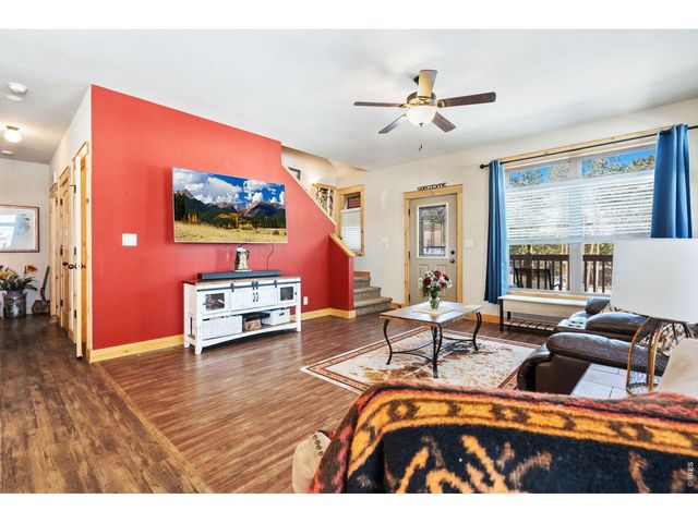 348 La Escena Dr, Bellvue, CO 80512