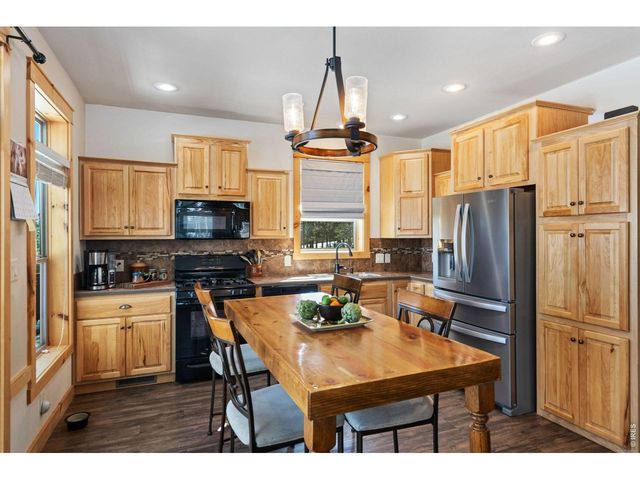 348 La Escena Dr, Bellvue, CO 80512