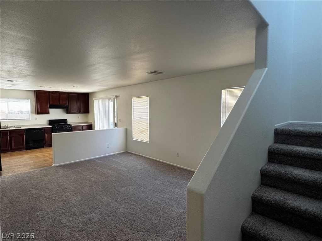 5975 Red Raspberry Court, Las Vegas, NV 89142 — photo 2