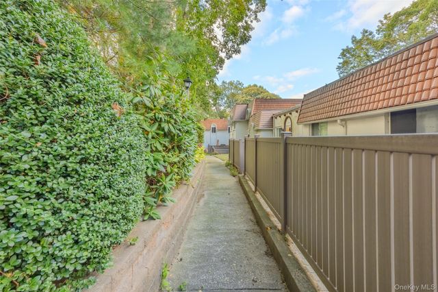 269 Brettonwoods Drive 269, Coram, NY 11727