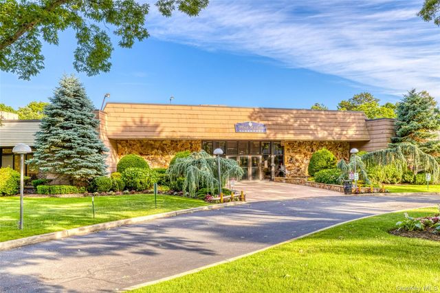 269 Brettonwoods Drive 269, Coram, NY 11727