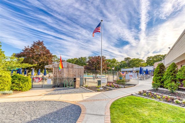 269 Brettonwoods Drive 269, Coram, NY 11727