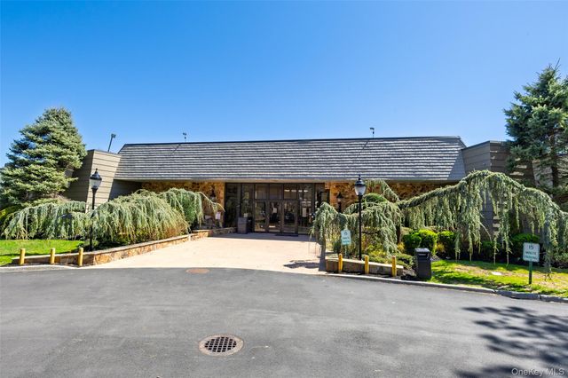 269 Brettonwoods Drive 269, Coram, NY 11727