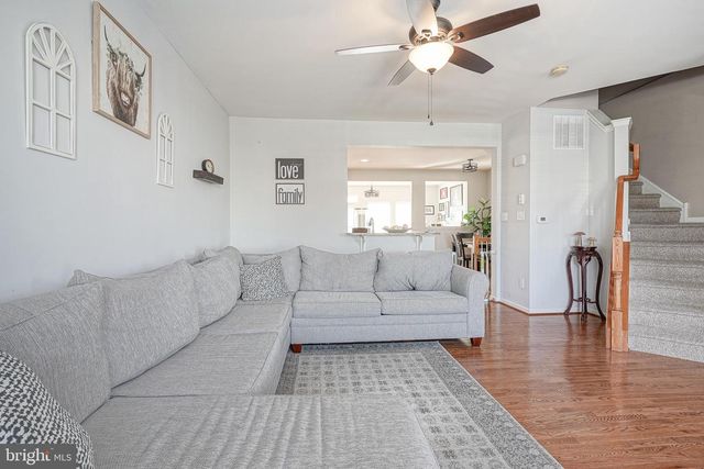 208 IRONWOOD DR, Woodbury, NJ 08096