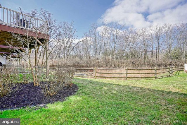 208 IRONWOOD DR, Woodbury, NJ 08096
