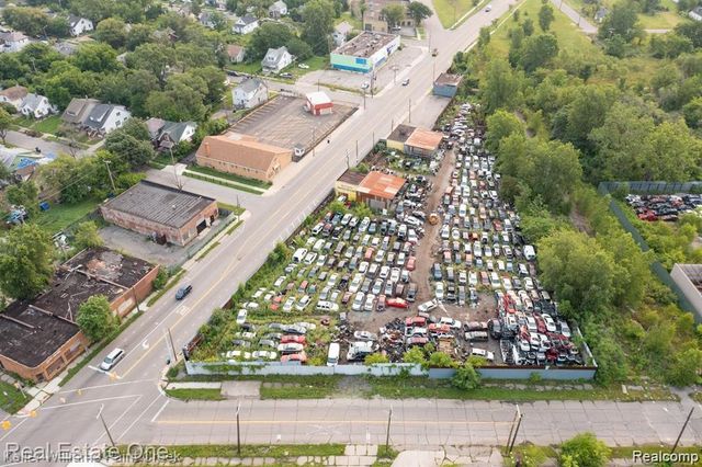2550 E Mcnichols Road, Detroit, MI 48212