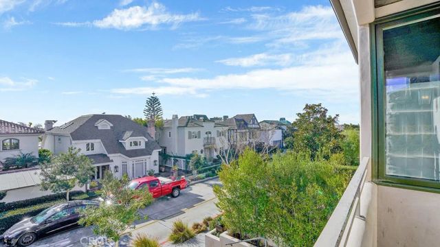 243 Poppy Avenue, Corona Del Mar, CA 92625