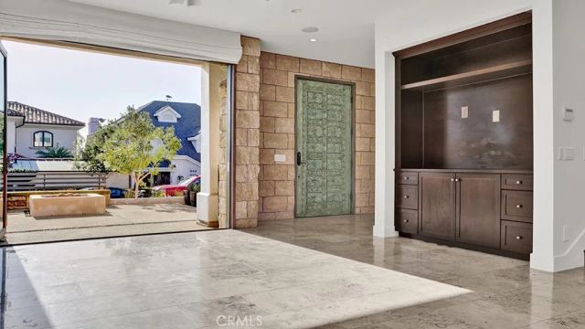 243 Poppy Avenue, Corona Del Mar, CA 92625