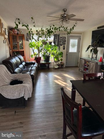 5 CONESTOGA MNR, Leola, PA 17540