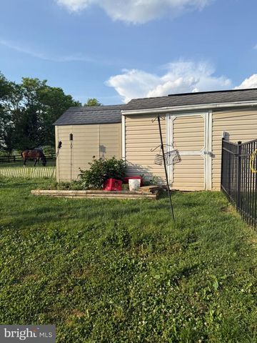 5 CONESTOGA MNR, Leola, PA 17540